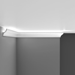 Плинтус потолочный под подсветку DECOMASTER D506 ДМ (50*32*2000 мм)
